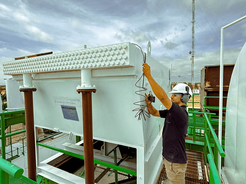 Reingeniería y fabricación de aeroenfriador de aceite para planta compresora de gas